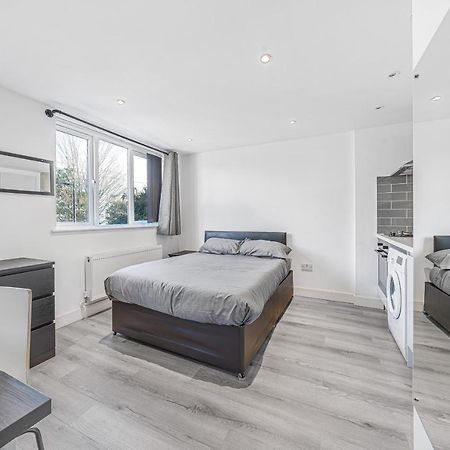 Top Floor Studio In Camberwell 런던 외부 사진