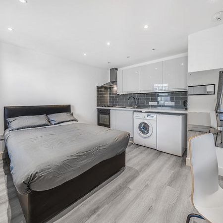 Top Floor Studio In Camberwell 런던 외부 사진